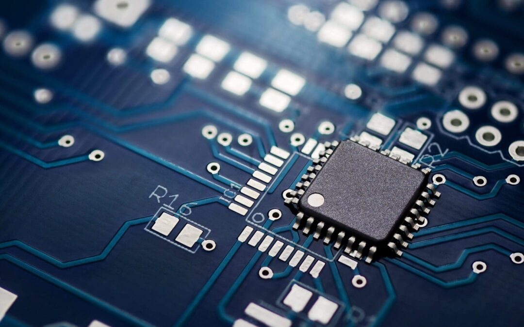 Printed circuit board and chip